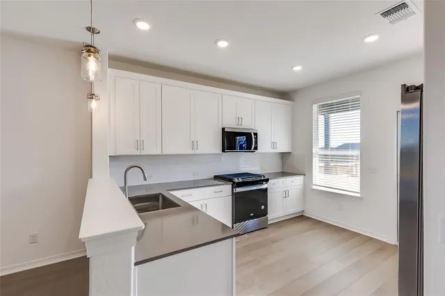 $2,095 | 109 Bridge Deck Loop, Kyle, TX 78640