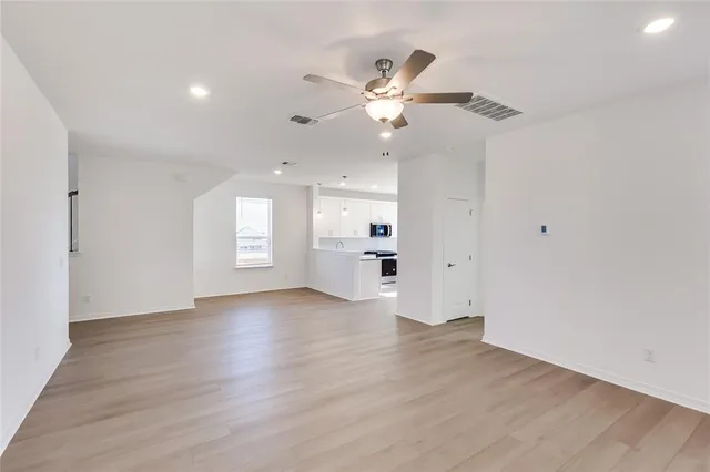 $2,095 | 109 Bridge Deck Loop, Kyle, TX 78640