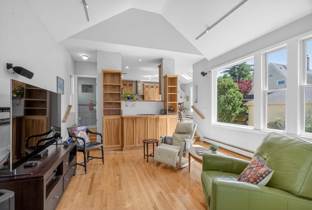 12 Middle Street Lexington, MA 02421 - Photo 13 of 26