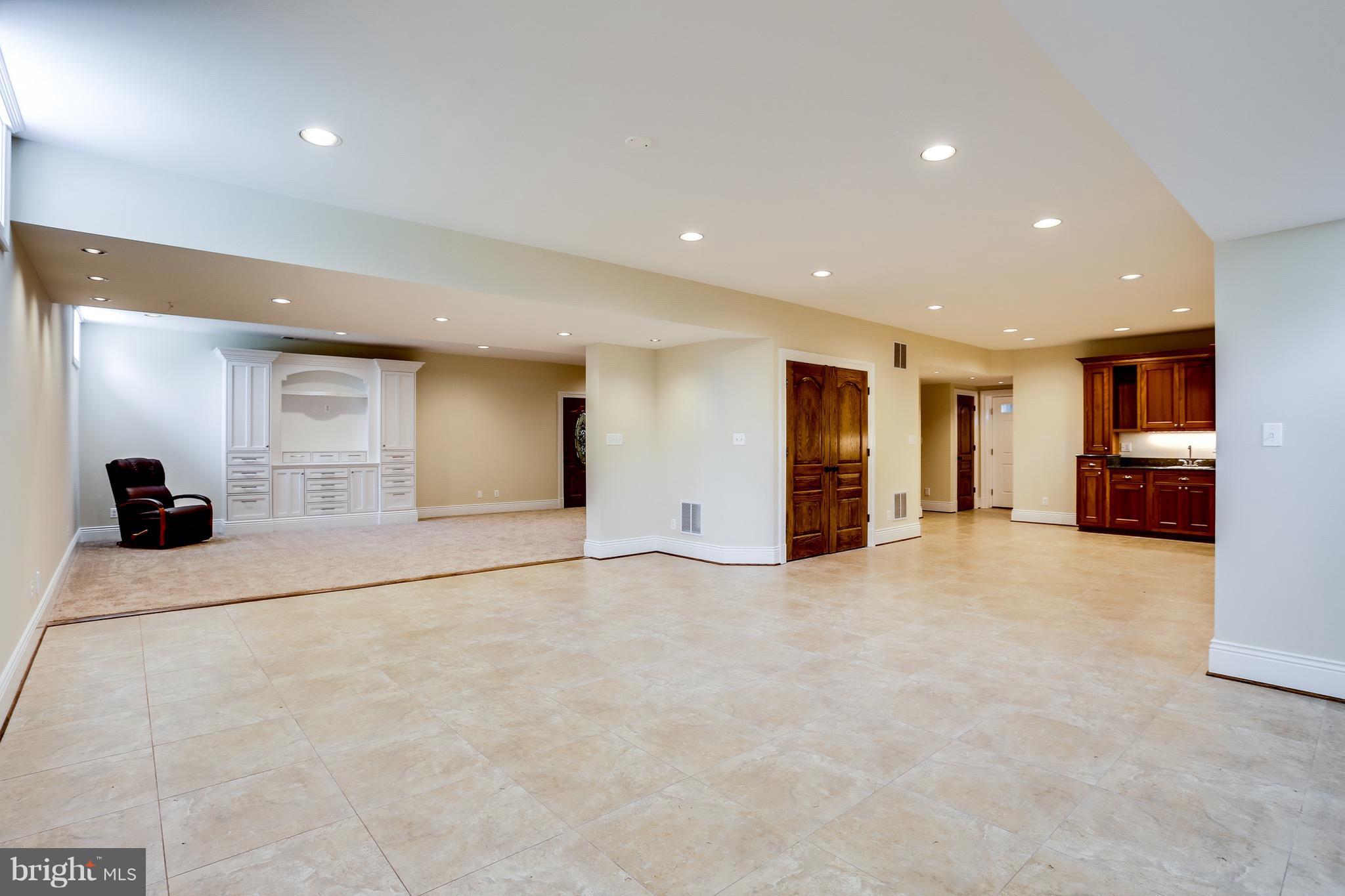 8255 Old Montgomery Road Columbia, MD 21045 - Photo 13 of 29 Beautiful..Bright...Lower Level