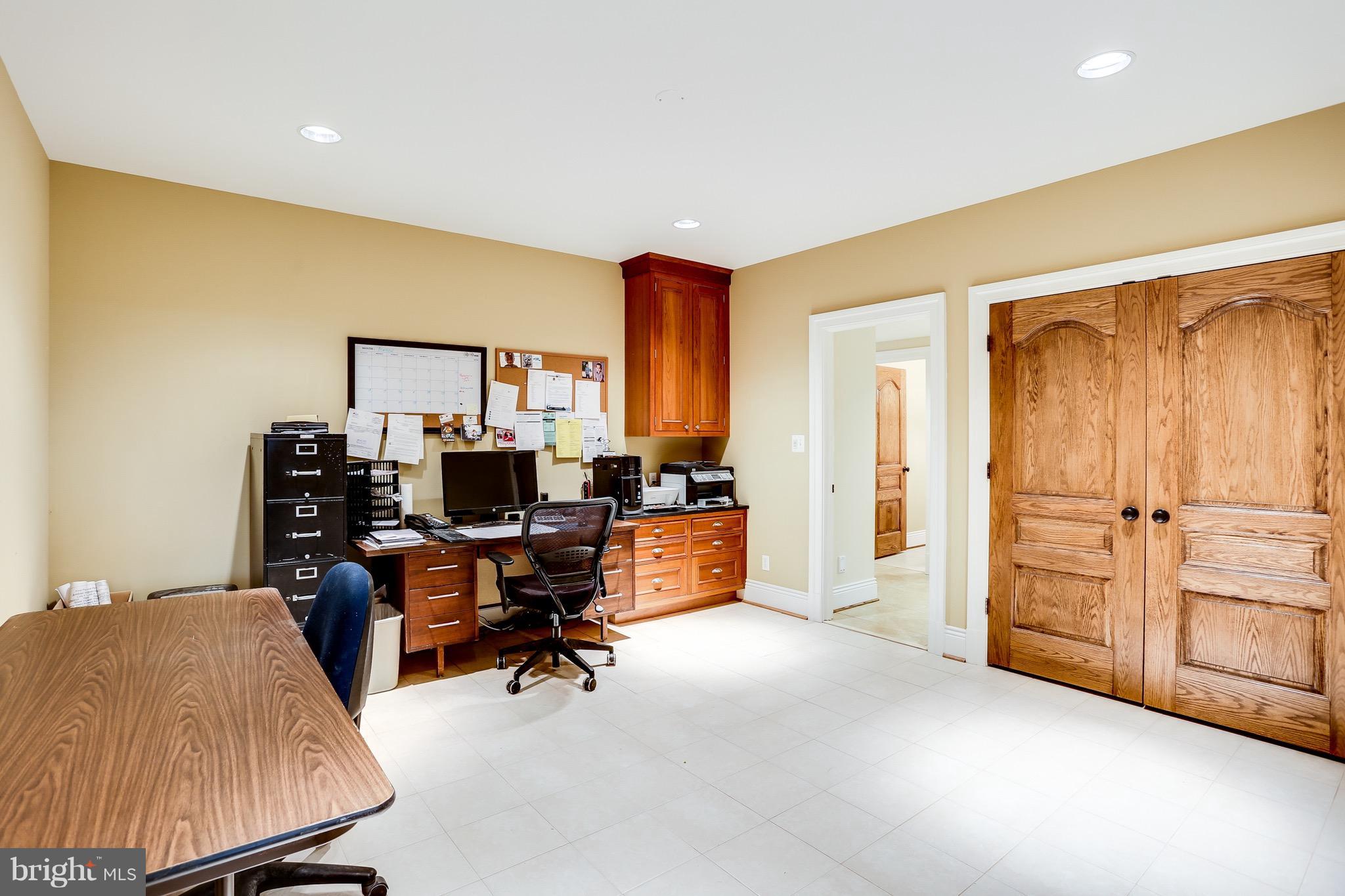 8255 Old Montgomery Road Columbia, MD 21045 - Photo 16 of 29 Office or 6th Bedroom