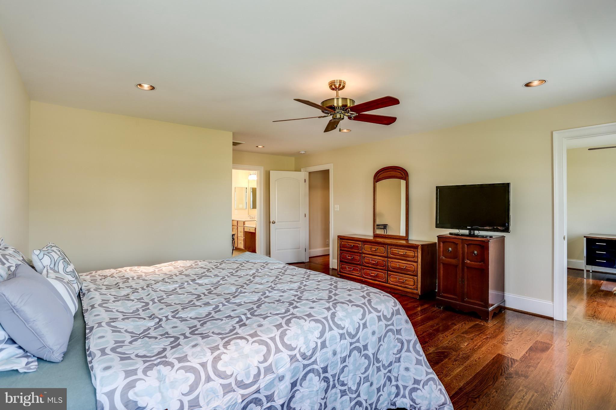 8255 Old Montgomery Road Columbia, MD 21045 - Photo 17 of 29 Spacious Master Bedroom