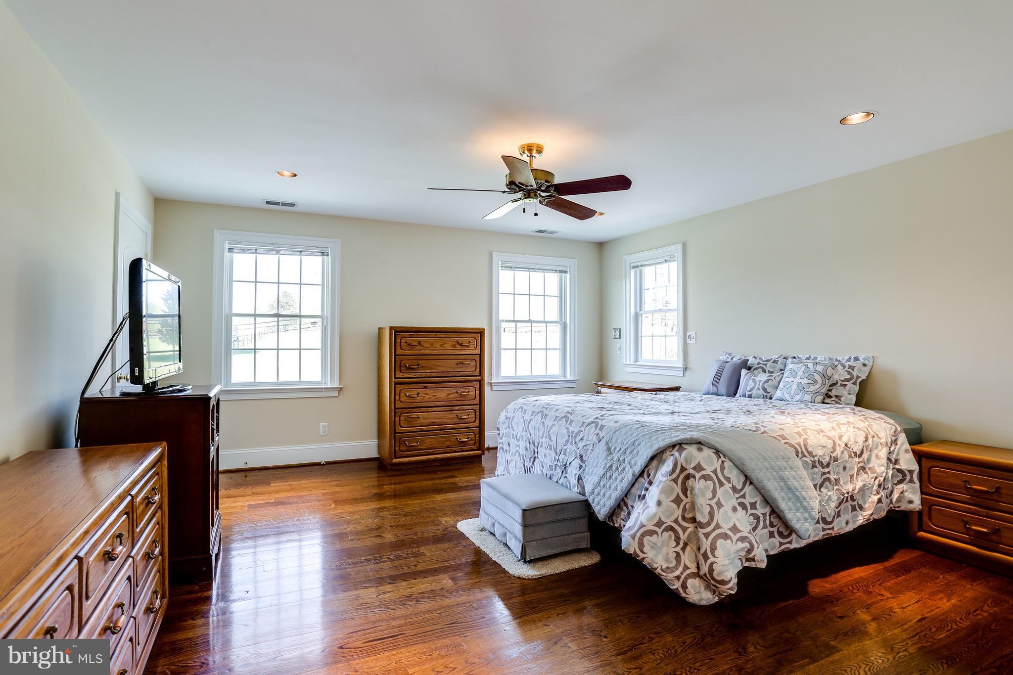 8255 Old Montgomery Road Columbia, MD 21045 - Photo 18 of 29 Bedroom (Master)