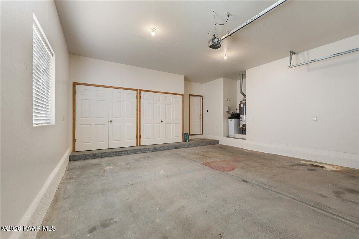 4755 East Lynn Court Lake Montezuma, AZ 86335 - Photo 25 of 36 a view of an empty room