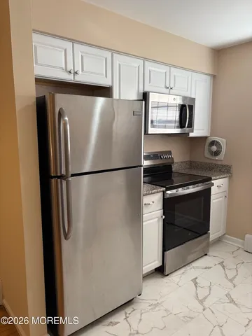 $2,000 | 330 Highway 35, Unit 23, Point Pleasant Beach, NJ 08742