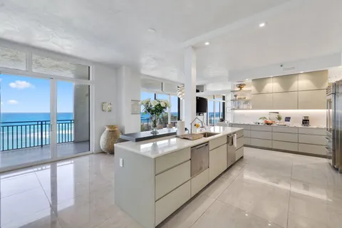 $10,950,000 | 19750 South Beach Road, Unit 7050, Jupiter, FL 33469