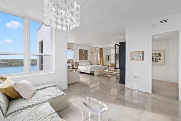 $10,950,000 | 19750 South Beach Road, Unit PH5 & 6, Jupiter, FL 33469