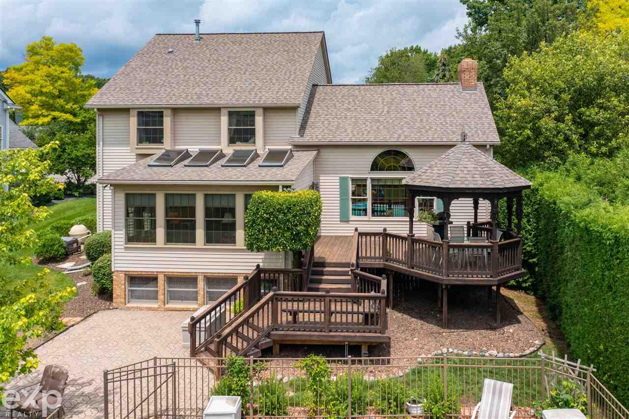 348 Brook Drive Romeo, MI 48065 - Photo 43 of 54 50048619-42.JPG