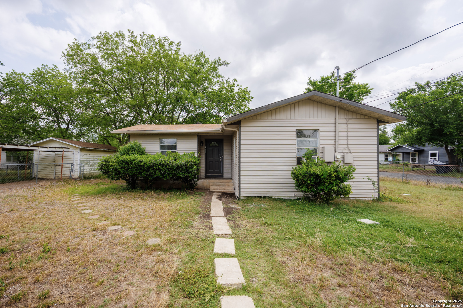 411 Legette Street Seguin, TX 78155 - Photo 1 of 1