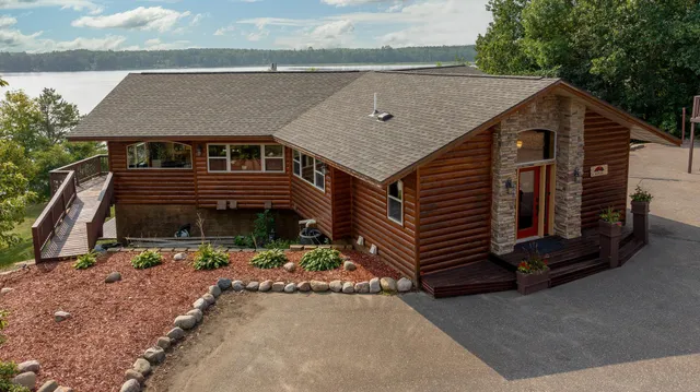 $785,000 | 33502 County Road 3, Crosslake, MN 56442