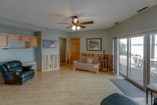 $785,000 | 33502 County Road 3, Crosslake, MN 56442