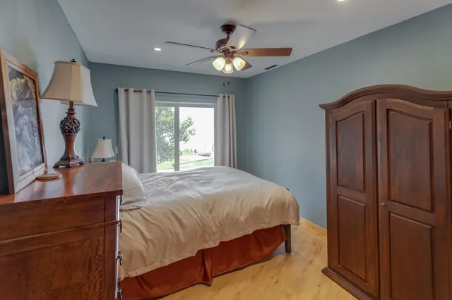 $785,000 | 33502 County Road 3, Crosslake, MN 56442