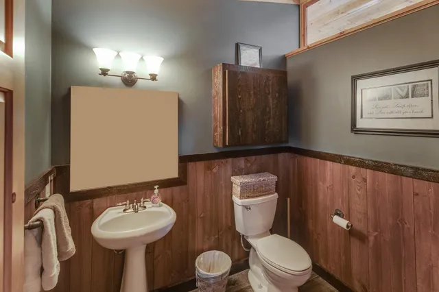 $785,000 | 33502 County Road 3, Crosslake, MN 56442