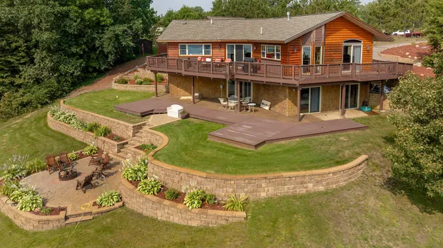 $785,000 | 33502 County Road 3, Crosslake, MN 56442