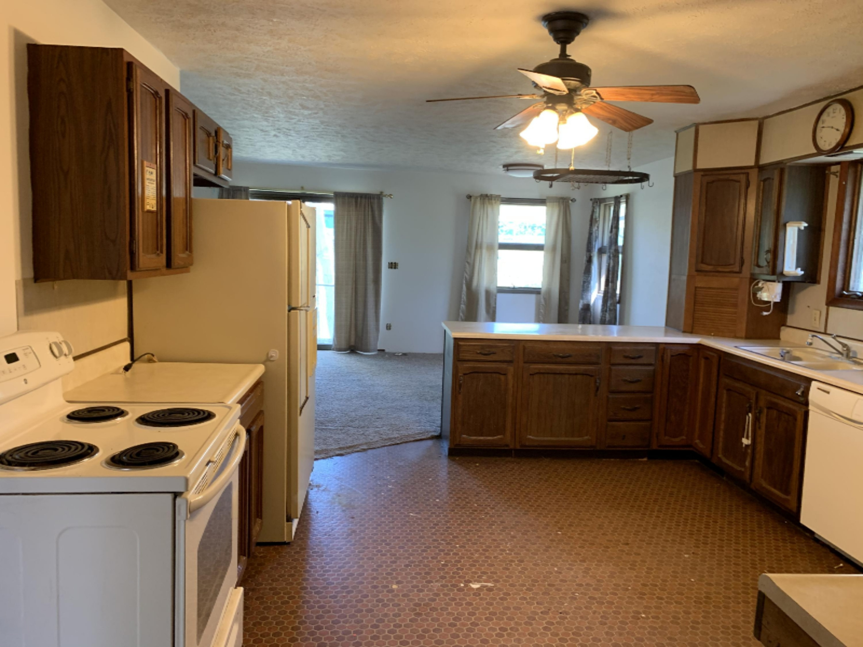 2624 East Riverside Road Buchanan, MI 49107 - Photo 14 of 16 3941CB67-FFFB-471C-88C6-4582F239144B