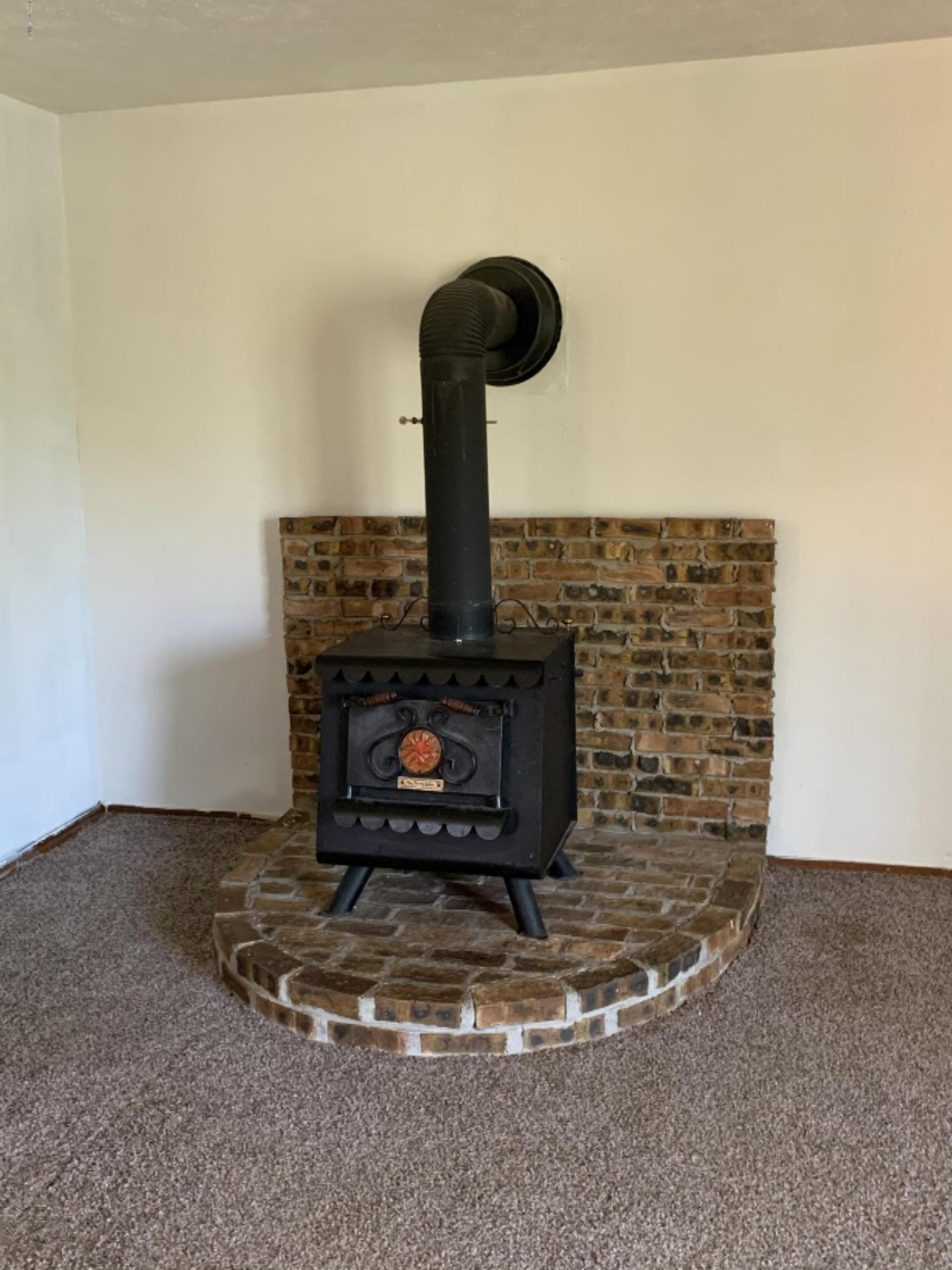 2624 East Riverside Road Buchanan, MI 49107 - Photo 8 of 16 B5F45A71-F331-47C3-AAC4-197E86FD030C