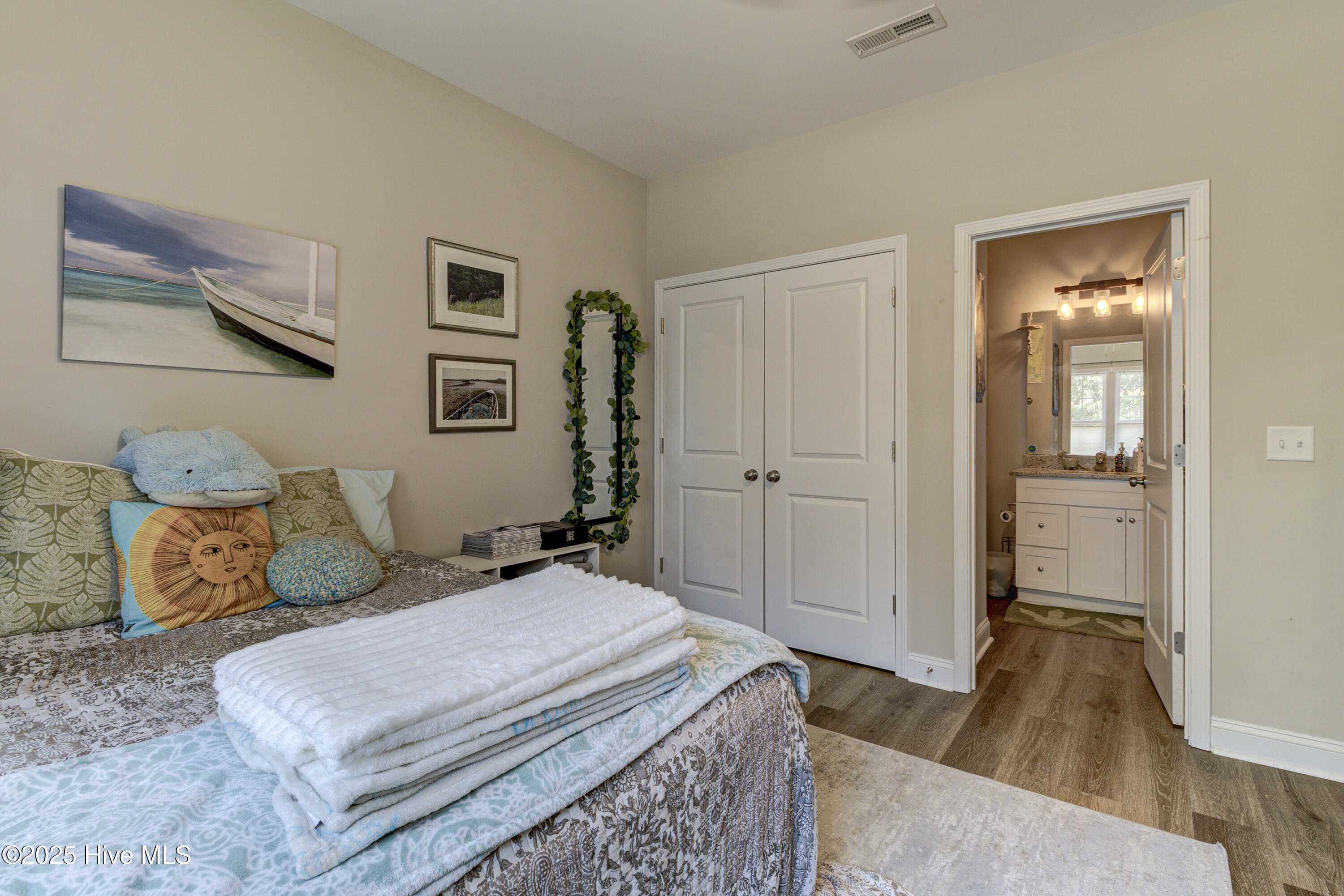 235 Oakcrest Drive Wilmington, NC 28403 - Photo 12 of 28 IMG_9881_2_3_4_5