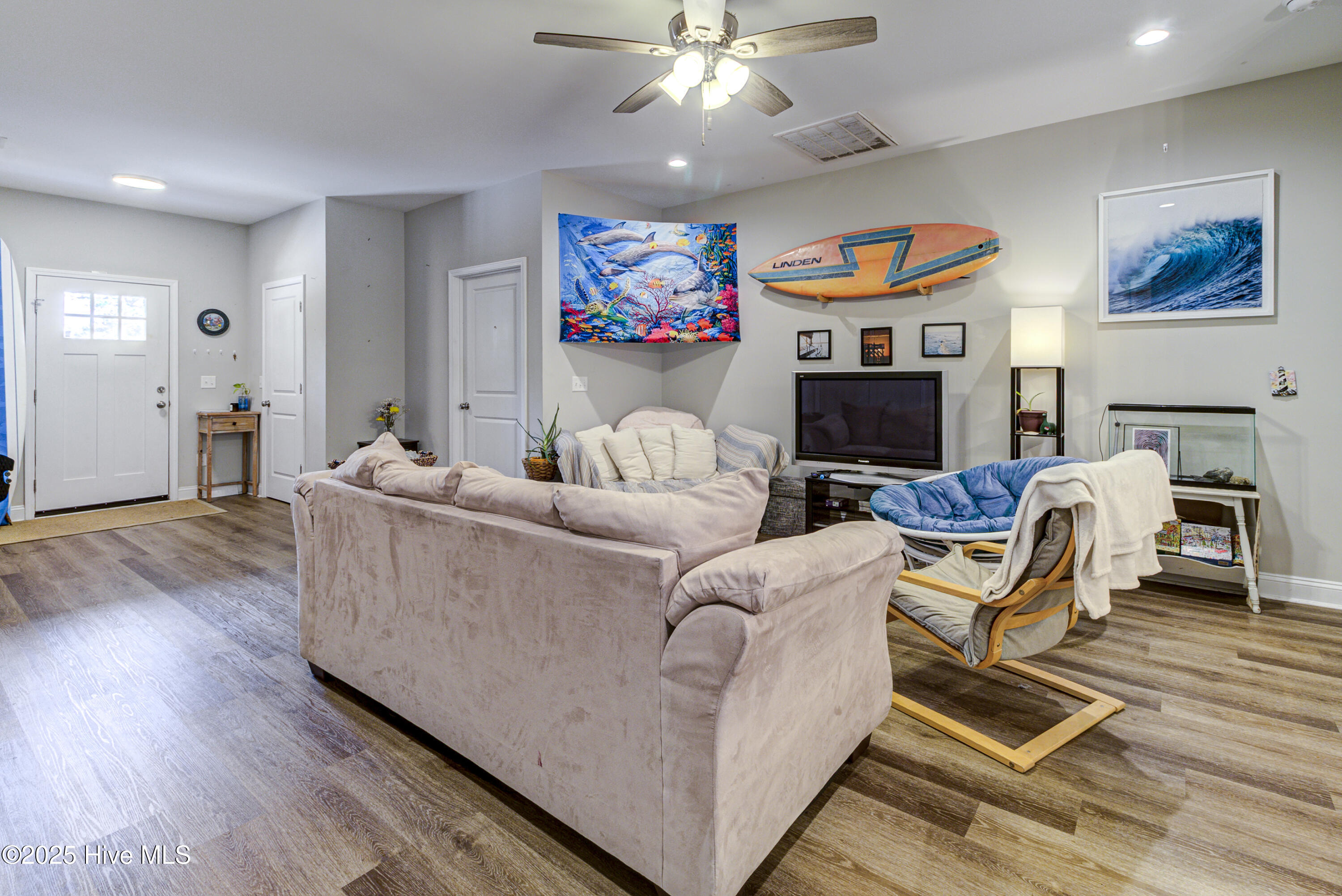 235 Oakcrest Drive Wilmington, NC 28403 - Photo 5 of 28 IMG_9841_2_3_4_5