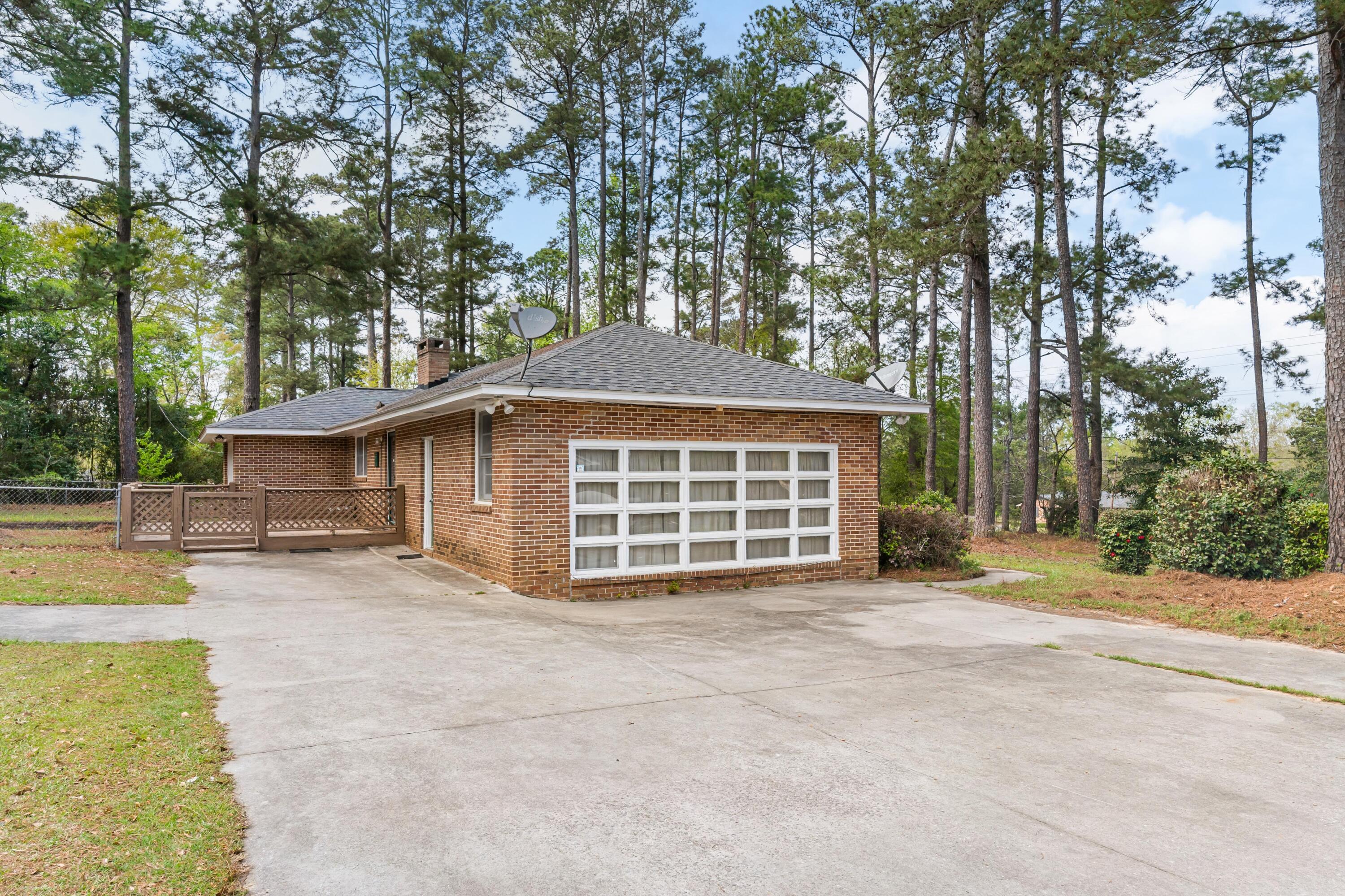 2279 Chestnut Street Orangeburg, SC 29115 - Photo 26 of 31 DSC00542