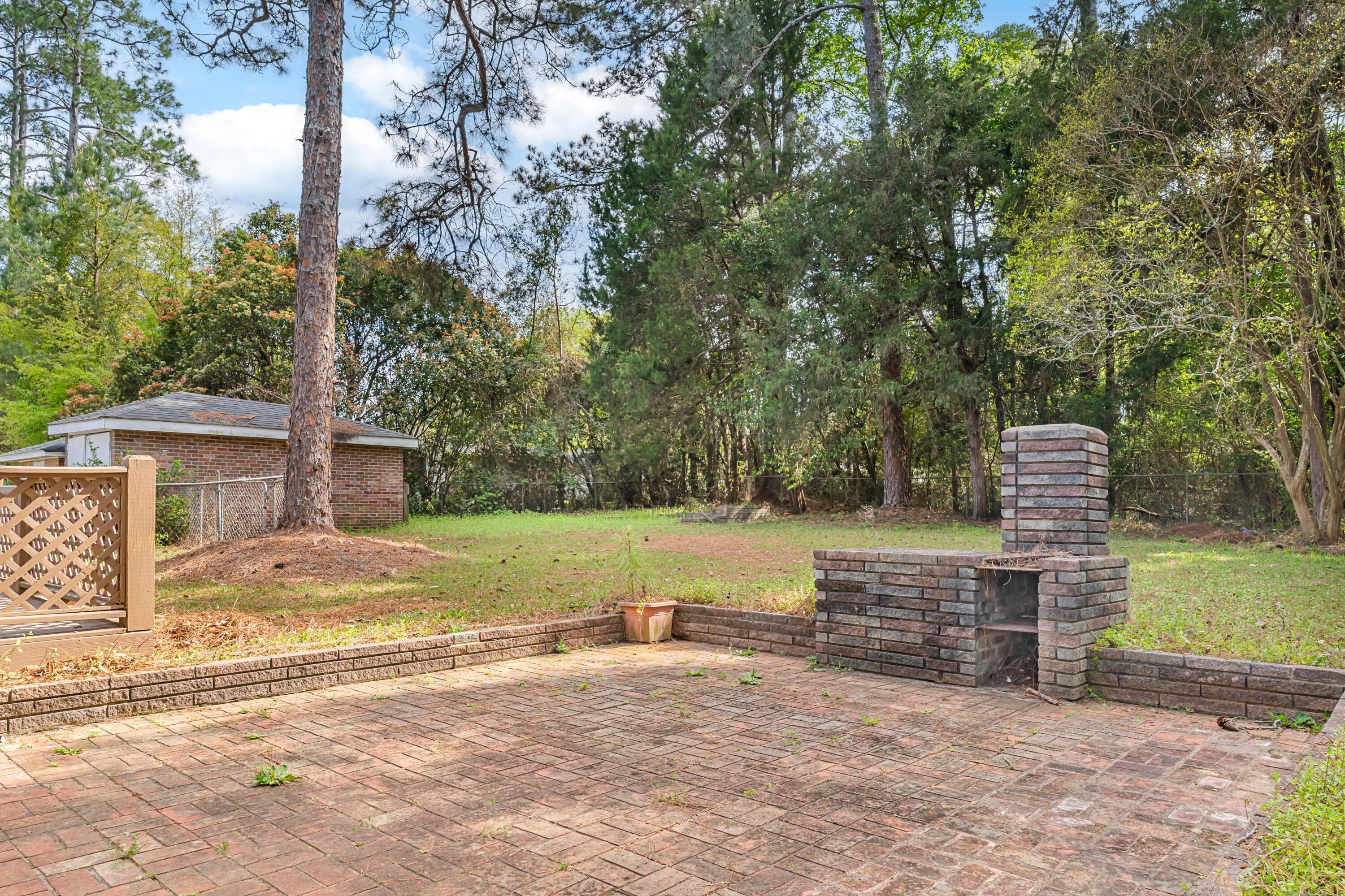2279 Chestnut Street Orangeburg, SC 29115 - Photo 29 of 31 DSC00557
