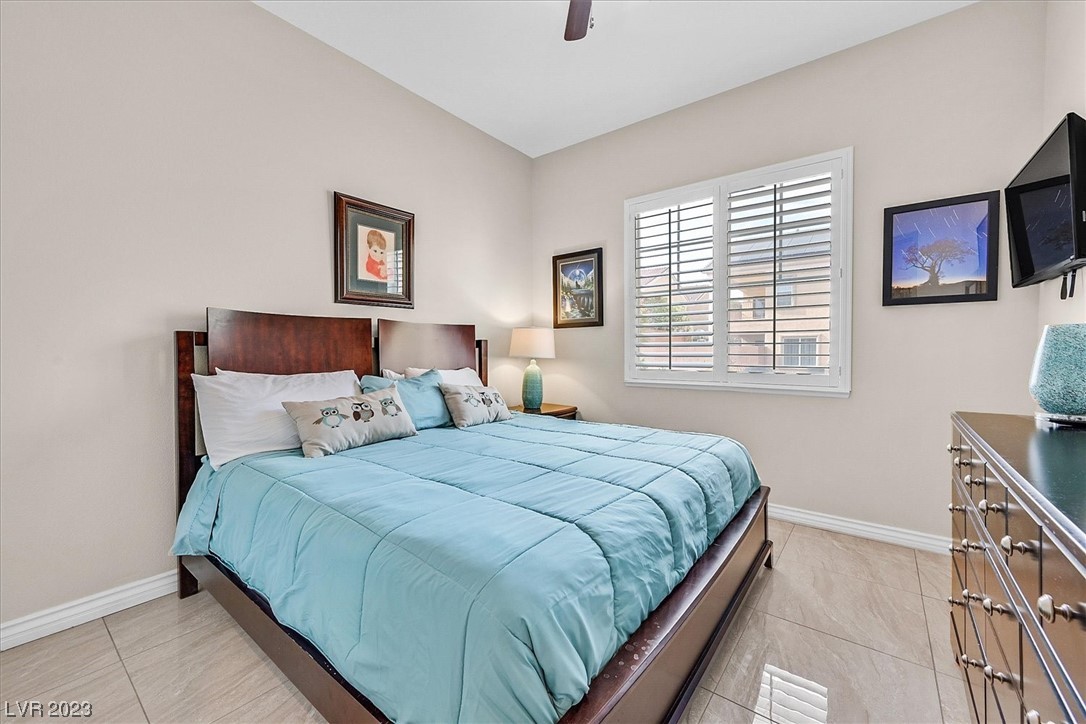 9425 Kickapoo Avenue Las Vegas, NV 89149 - Photo 21 of 45