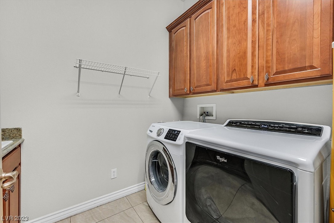 9425 Kickapoo Avenue Las Vegas, NV 89149 - Photo 30 of 45