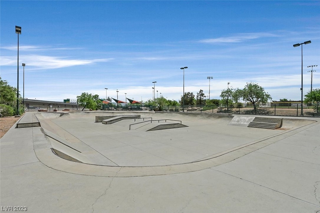 9425 Kickapoo Avenue Las Vegas, NV 89149 - Photo 42 of 45