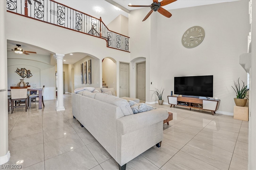 9425 Kickapoo Avenue Las Vegas, NV 89149 - Photo 7 of 45