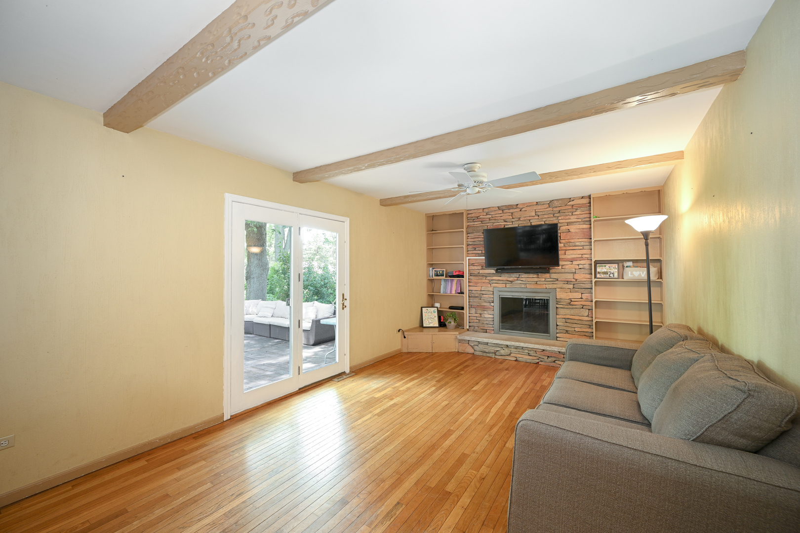 3N130 Ridgeview Street West Chicago, IL 60185 - Photo 12 of 35 Gallery Image 12