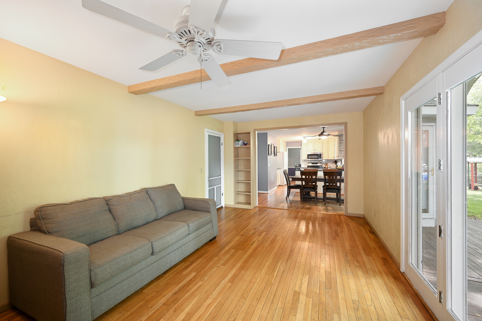 3N130 Ridgeview Street West Chicago, IL 60185 - Photo 13 of 35 Gallery Image 13