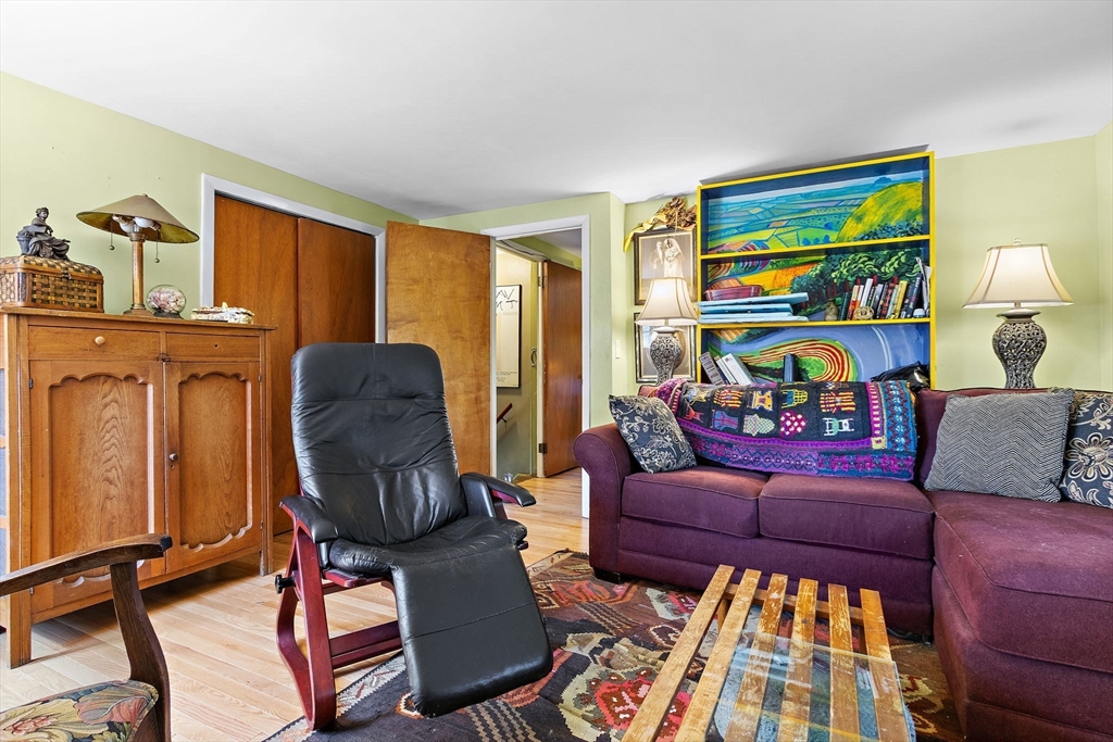 39 Hadley Road Framingham, MA 01701 - Photo 14 of 25 Gallery Image 14