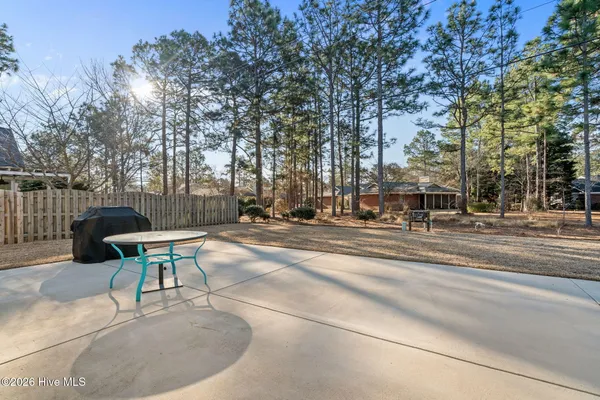 $569,900 | 121 Sakonnet Trail, Pinehurst, NC 28374