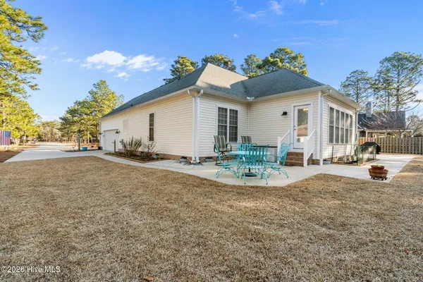 $569,900 | 121 Sakonnet Trail, Pinehurst, NC 28374