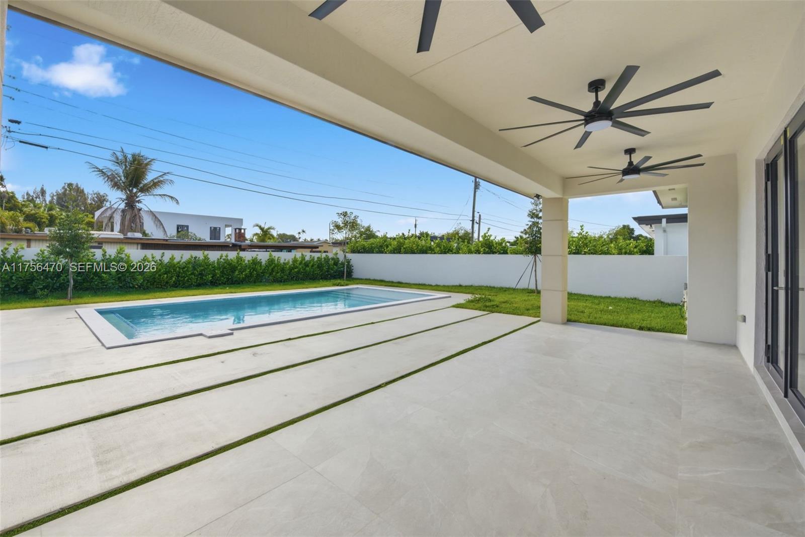 2725 Southwest 65th Avenue Miami, FL 33155 - Photo 29 of 36
