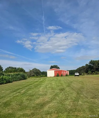 $1,068,000 | 28450 Hwy M, Middletown, MO 63359