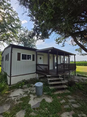 $1,068,000 | 28450 Hwy M, Middletown, MO 63359