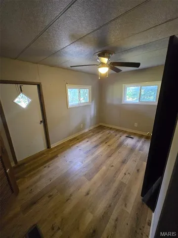 $1,068,000 | 28450 Hwy M, Middletown, MO 63359