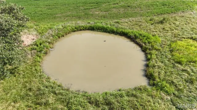 $1,068,000 | 28450 Hwy M, Middletown, MO 63359