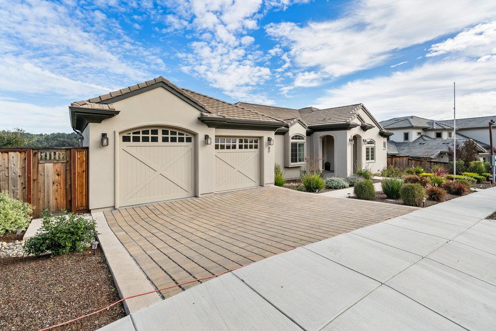 40 Indy Circle Soquel, CA 95073 - Photo 3 of 65 a front view of a house with a yard