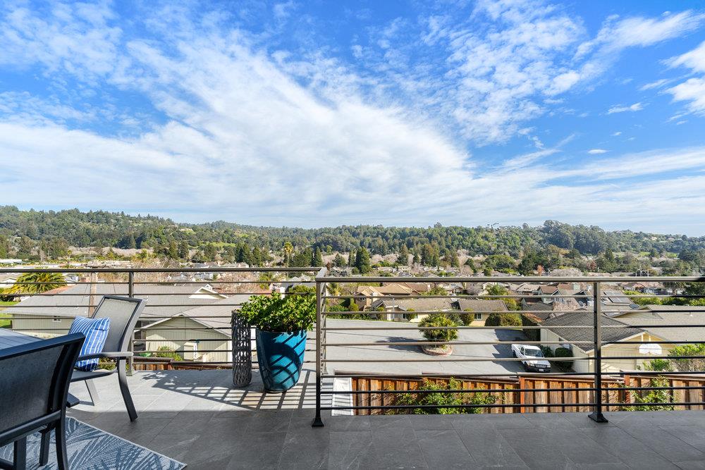 40 Indy Circle Soquel, CA 95073 - Photo 5 of 65