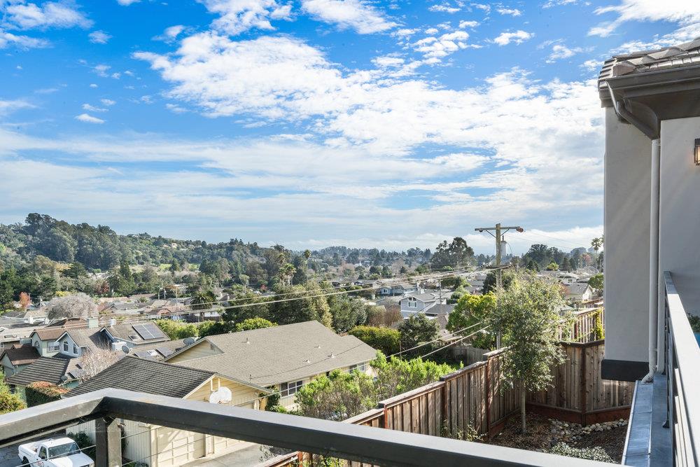 40 Indy Circle Soquel, CA 95073 - Photo 61 of 65 a view of a city from a terrace