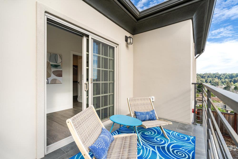 40 Indy Circle Soquel, CA 95073 - Photo 62 of 65 a living room with furniture and a window