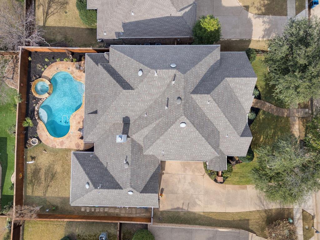 9144 Calvert Road Lantana, TX 76226 - Photo 38 of 40 an aerial view of residential houses with outdoor space