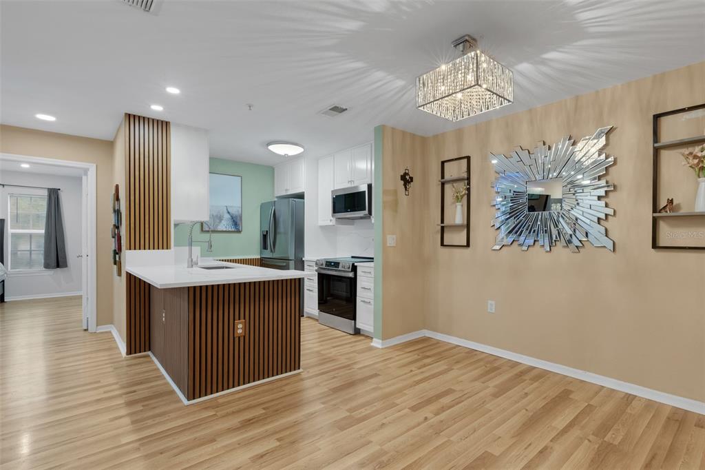 8809 Manor Loop, Unit 101 Lakewood Ranch, FL 34202 - Photo 10 of 38 Gallery Image 10