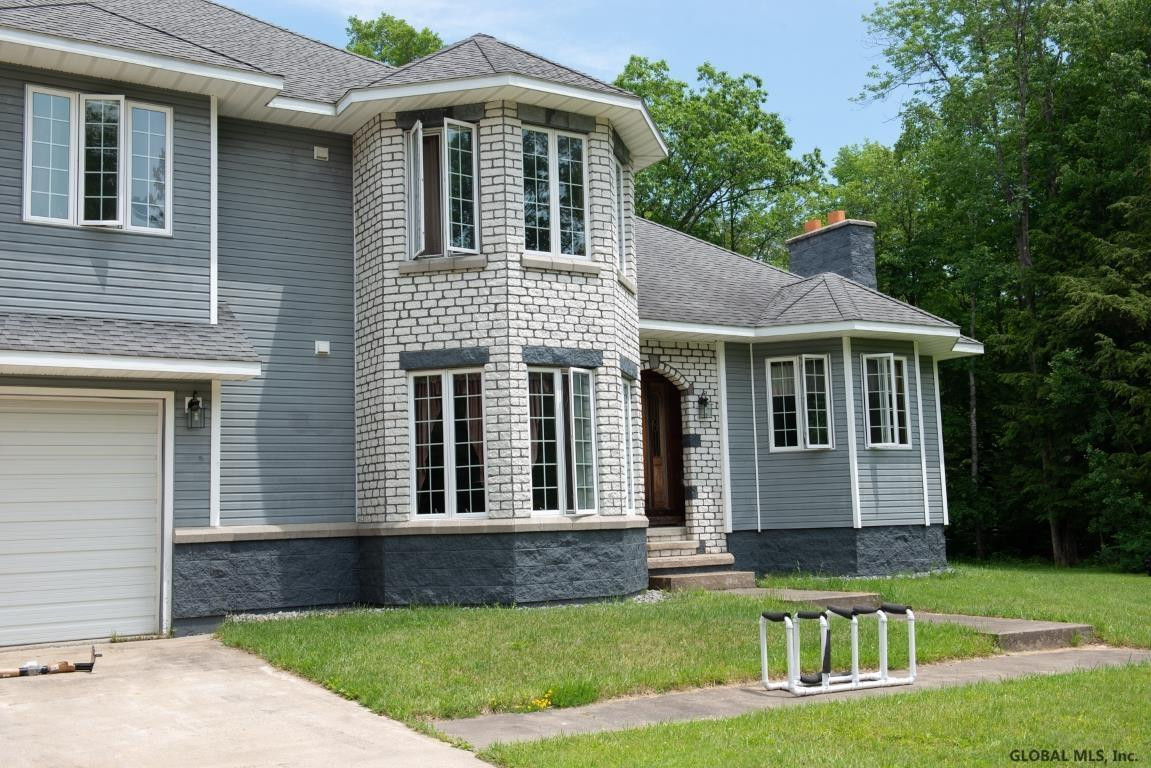 198 Cross Road Wright, NY 12053 - Photo 3 of 67 Photo 3