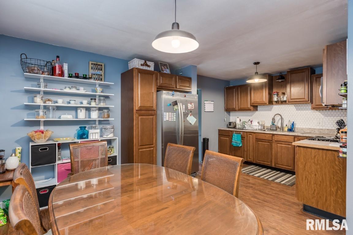 5307 North Hamilton Road Peoria, IL 61614 - Photo 10 of 26 Gallery Image 10
