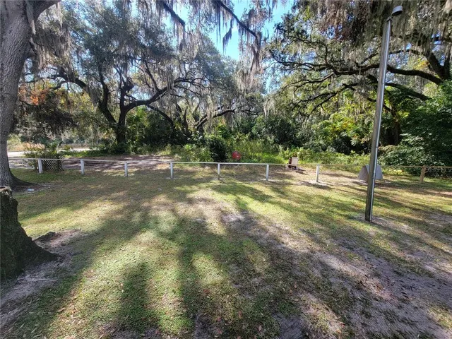 $950 | 402 Peters Street, Wildwood, FL 34785