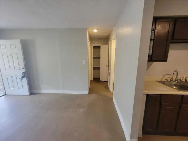 $950 | 402 Peters Street, Wildwood, FL 34785