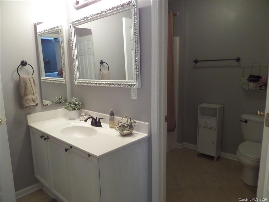 4926 Prosperity Ridge Road Charlotte, NC 28269 - Photo 17 of 25 Gallery Image 17