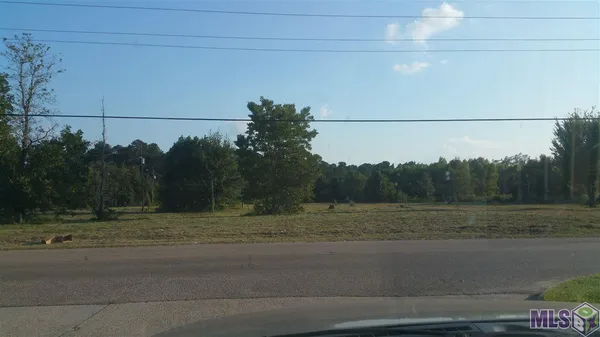 $2,188,877 | 13346 Pendarvis Lane, Walker, LA 70785